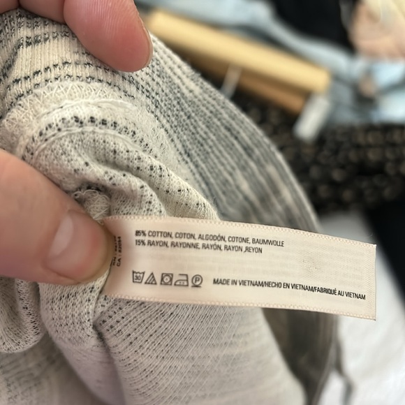 ANTHROPOLOGIE - LILKA sweatpants straight leg size medium - Picture 9 of 9